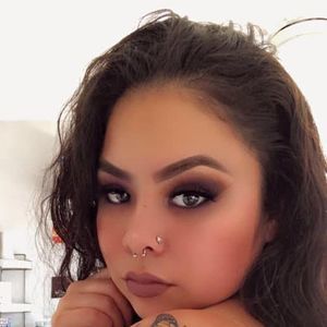 Meet your Posher, Jazmin